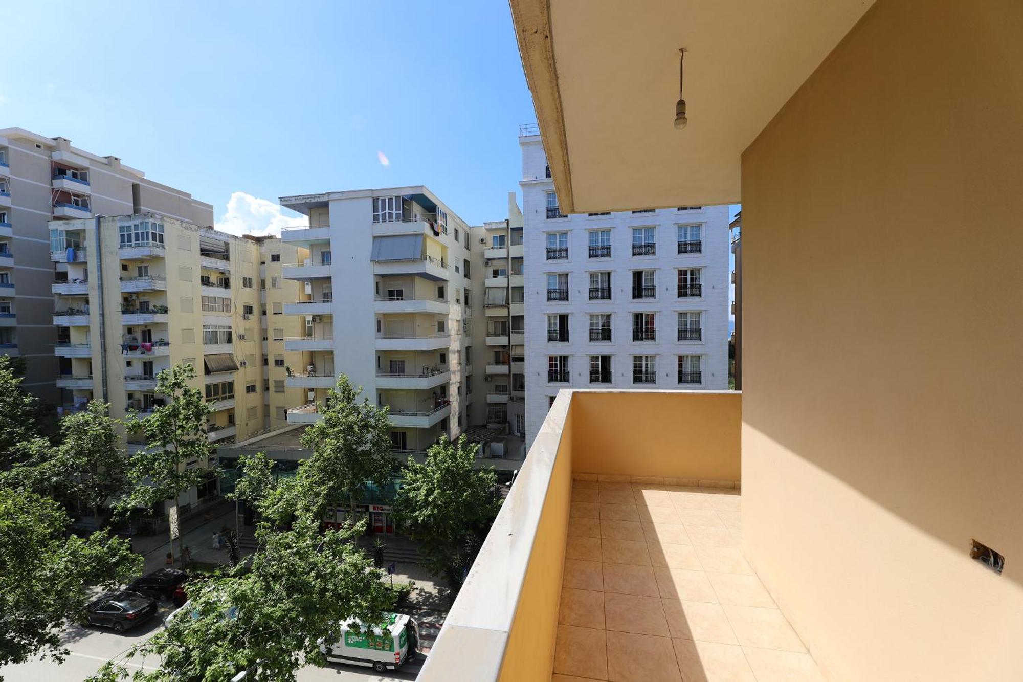 Sunny Side Apartments Vlorë Eksteriør billede