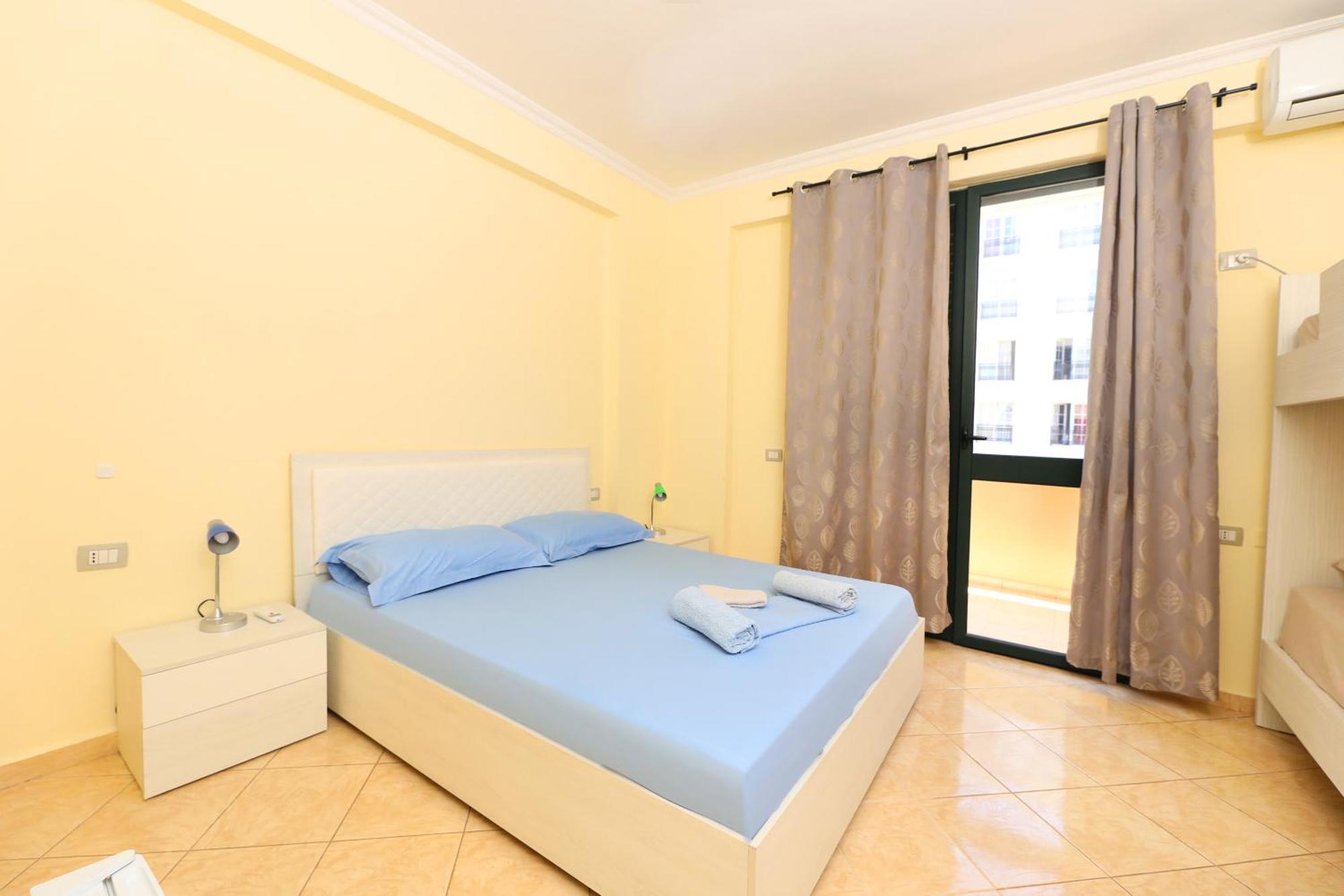 Sunny Side Apartments Vlorë Eksteriør billede