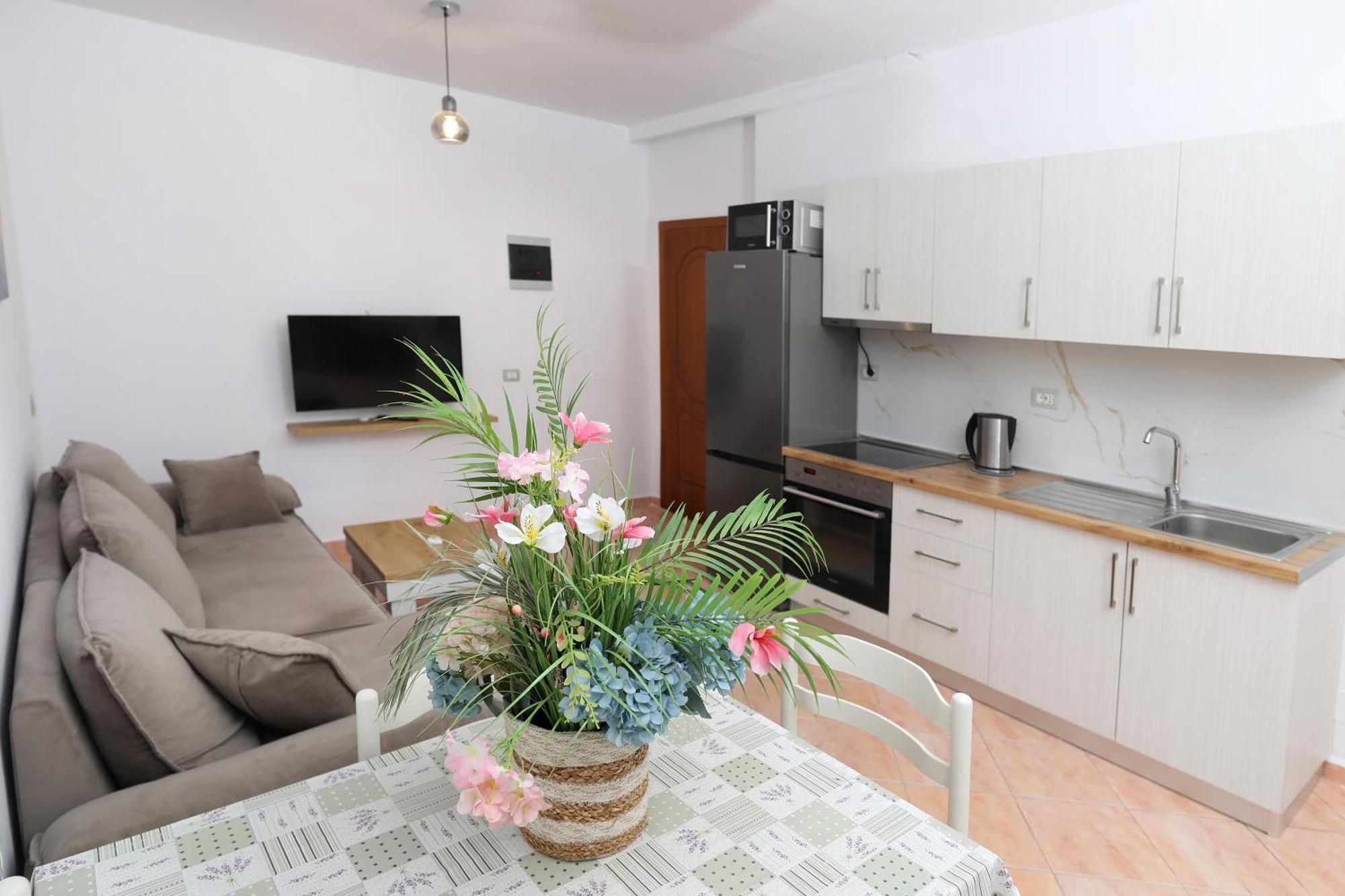 Sunny Side Apartments Vlorë Eksteriør billede